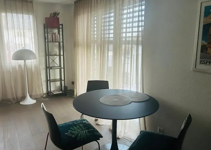 Cozy In Apartman Zürich